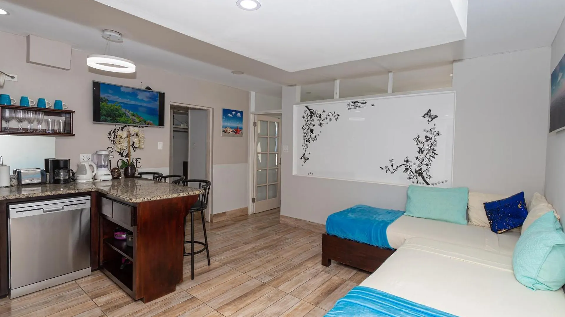 Montego Bay Club Apartments  몬테고 베이